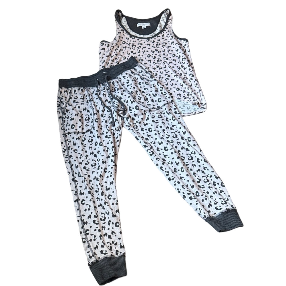 Live Love Lounge by Karen Neuburger Pink/Gray Animal Print Pajama Set SIZE S